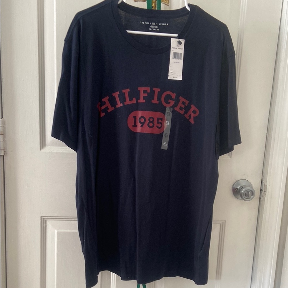 Tommy Hilfiger Navy Short Sleeve Tee with Red 'Hilfiger 1985' Print